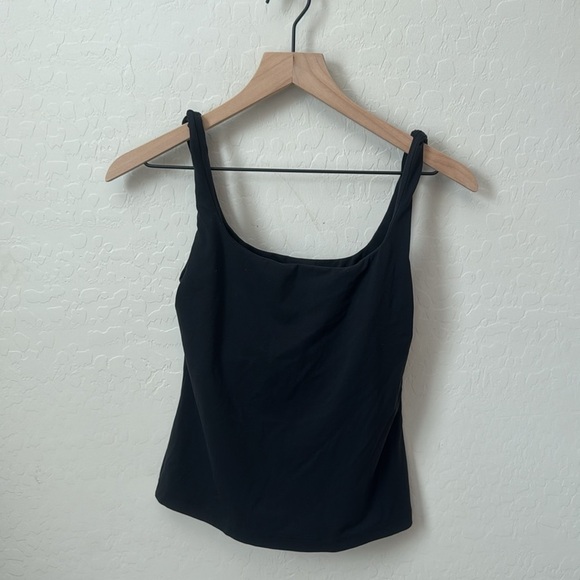 CRZ Yoga Butterluxe Workout Tank U neck with built in bra size small - Picture 2 of 3